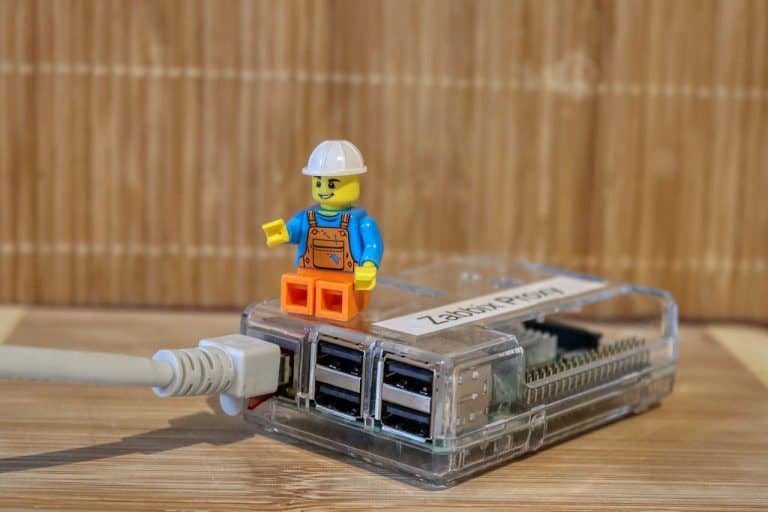 Raspberry Pi Pi Computer  - planet_fox / Pixabay
